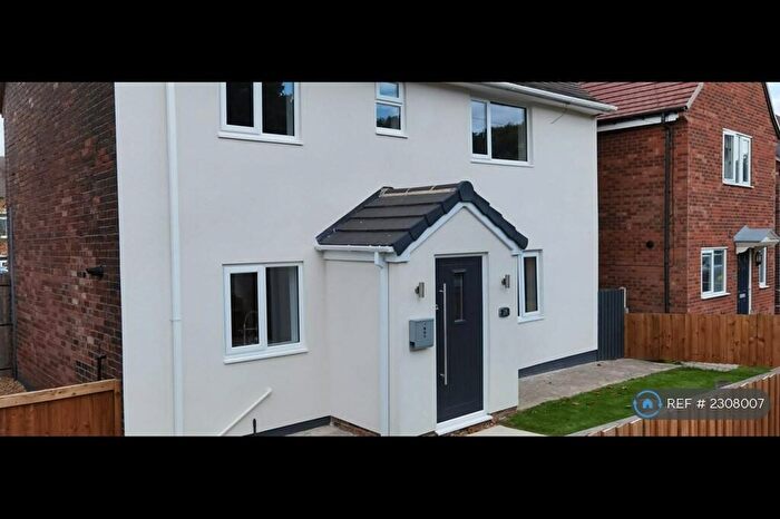 3 Bedroom Detached House To Rent In College Ave, Staveley, S43