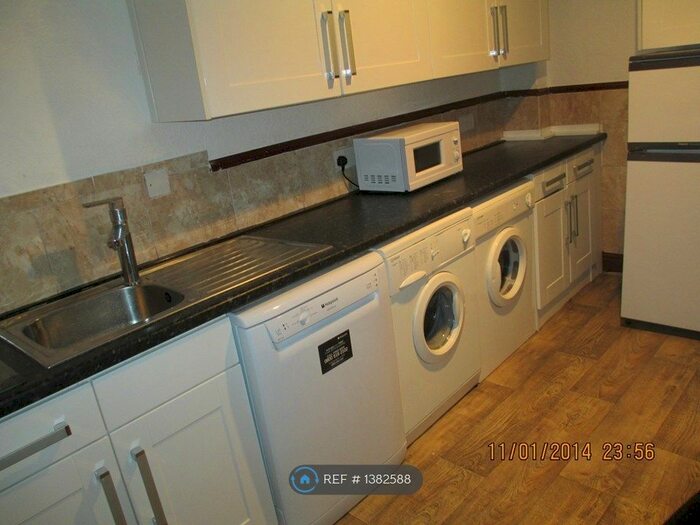 4 Bedroom Terraced House To Rent In Princes Road, Middlesbrough, TS1