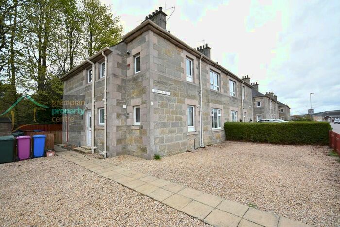 2 Bedroom Flat To Rent In Duff Place, Elgin, Morayshire, IV30