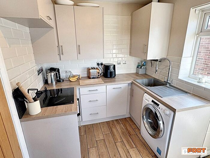 2 Bedroom Detached Bungalow For Sale In Oakwood Road, Hayling Island., PO11