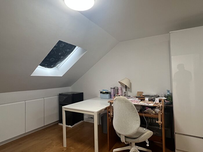 1 Bedroom Property To Rent In Lingfield Avenue, Kingston Upon Thames, KT1