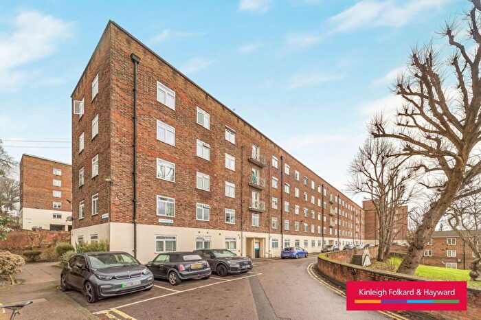 2 Bedroom Flat To Rent In Sydenham Hill, London, SE23