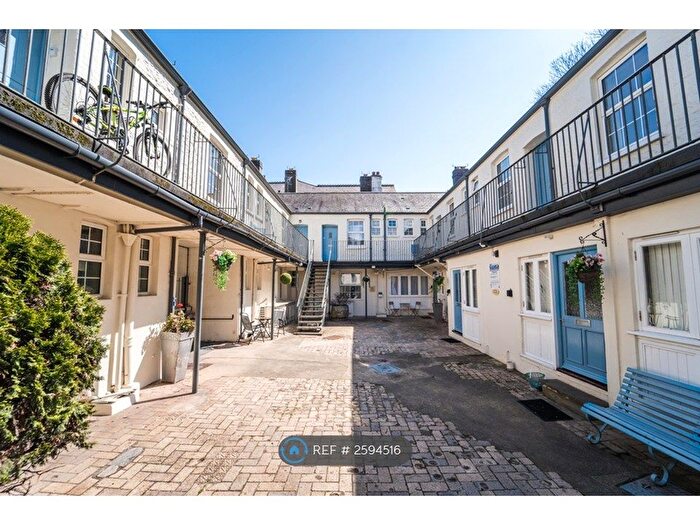 1 Bedroom Flat To Rent In Torquay Short Term And Winter Lets, Torquay, TQ1