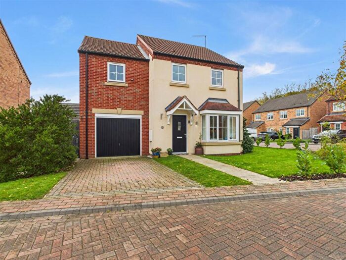 4 Bedroom Detached House For Sale In Longleat Avenue, Elloughton, HU15