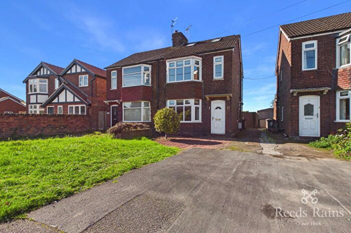 3 Bedroom Semi Detached House To Rent In King Street, Middlewich, Cheshire, CW10
