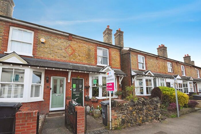 3 Bedroom End Of Terrace House For Sale In Nursery Road, Chelmsford, CM2