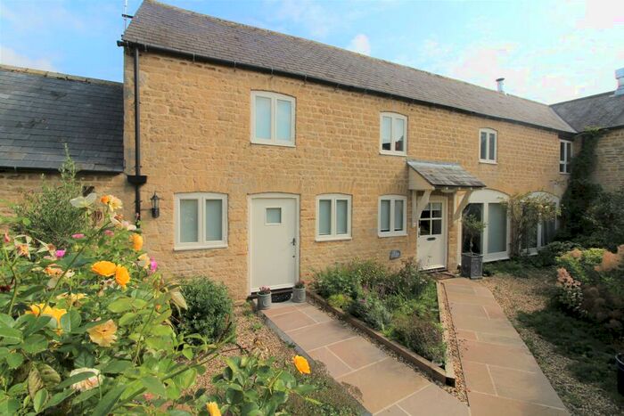 4 Bedroom Barn Conversion For Sale In Glinton Road, Helpston, PE6