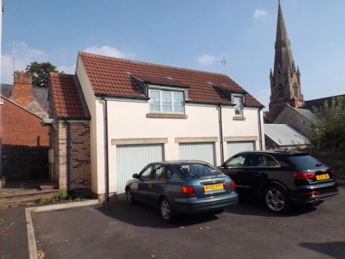 1 Bedroom Flat To Rent In St. Thomas Mews, Wells, BA5