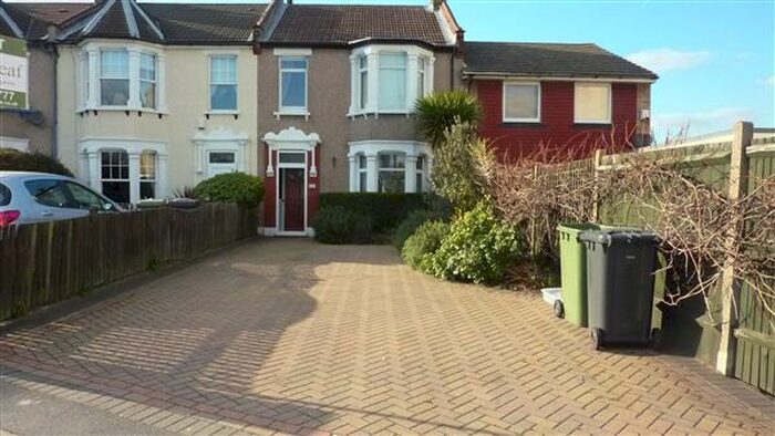 3 Bedroom House To Rent In Shepherds Lane, Dartford, DA1