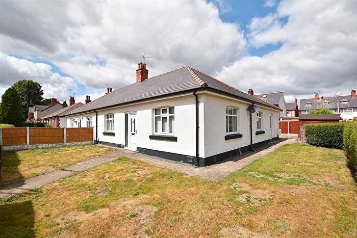 2 Bedroom Semi-Detached Bungalow For Sale In Norman Road, Wrexham, LL13