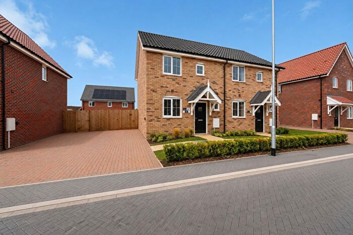 2 Bedroom Semi Detached House For Sale In Diss Road, Botesdale, Diss, IP22