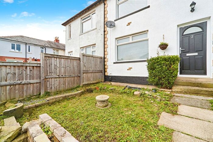 2 Bedroom Terraced House For Sale In Enfield, Yeadon, Leeds, LS19