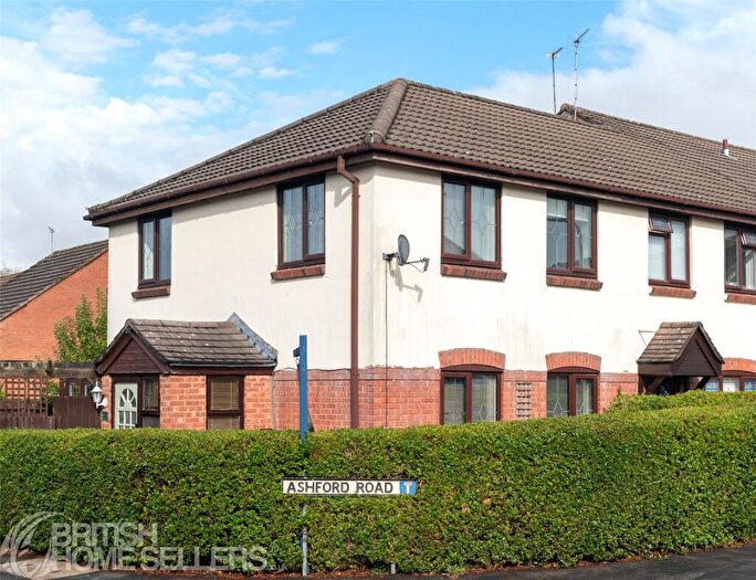 3 Bedroom Semi-Detached House For Sale In Thomas Road, Whitwick, Coalville, Leicestershire, LE67