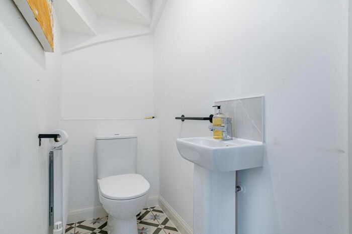 3 Bedroom Detached House For Sale In Aubrey Close, Chepstow, NP16