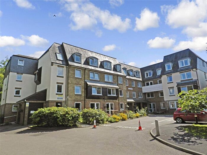 1 Bedroom Apartment For Sale In Homestream House, Horsham, RH12