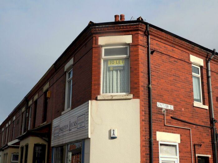 1 Bedroom Flat To Rent In Tulketh Brow, Ashton, PR2