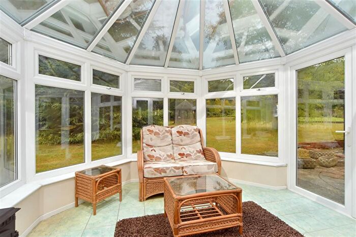 2 Bedroom Detached Bungalow For Sale In London Road, Dunkirk, Faversham, Kent, ME13