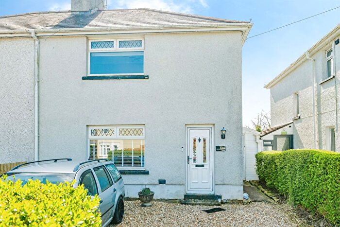 2 Bedroom Semi Detached House For Sale In Pendre, Bridgend, CF31