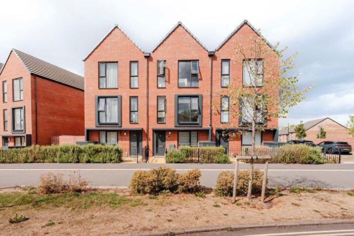 4 Bedroom Terraced House For Sale In Butterfly Lane, Bristol, BS13