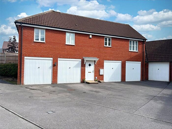 2 Bedroom Apartment For Sale In North Fields, Sturminster Newton, Dorset, DT10