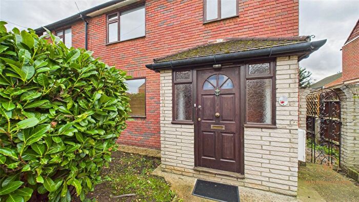 3 Bedroom End Terrace House To Rent In Hind Close, Hainault Chigwell, Essex, IG7