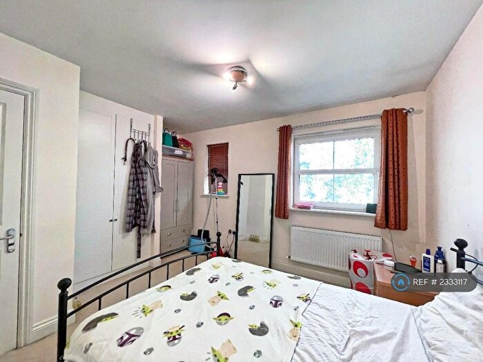 2 Bedroom End Of Terrace House To Rent In Falconer Road, Fleet, GU51