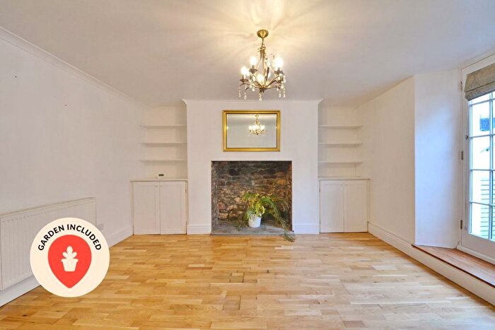 2 Bedroom Flat To Rent In West Park, Clifton, Bristol, Bristol, BS8