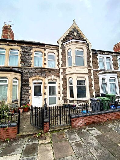 3 Bedroom Terraced House To Rent In Machen Place, Cardiff, CF11