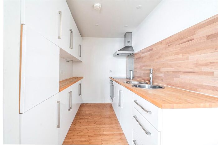 1 Bedroom Flat To Rent In Cross York Street, Leeds, LS2