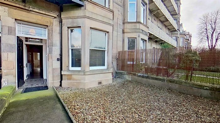 2 Bedroom Flat To Rent In East Trinity Road, Edinburgh, EH5