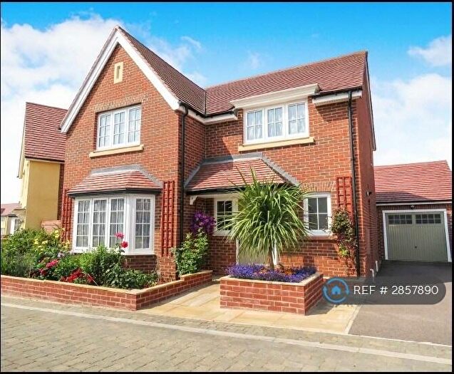 4 Bedroom Detached House To Rent In Field Gate Close, St Neots, PE19