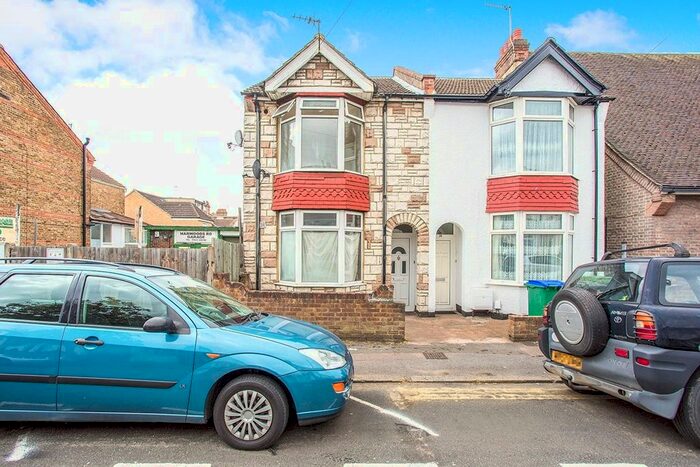 3 Bedroom Semi-Detached House To Rent In Harwoods Road, Watford, Hertfordshire, WD18