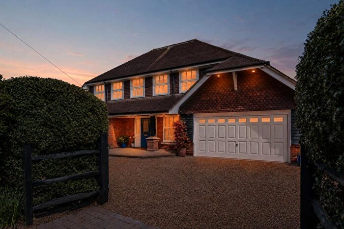 5 Bedroom Detached House For Sale In Fernhill Lane, Woking, Surrey, GU22