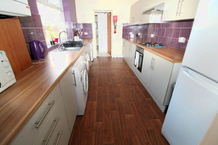 6 Bedroom Terraced House To Rent In Plungington Road, Preston, Lancashire, PR2