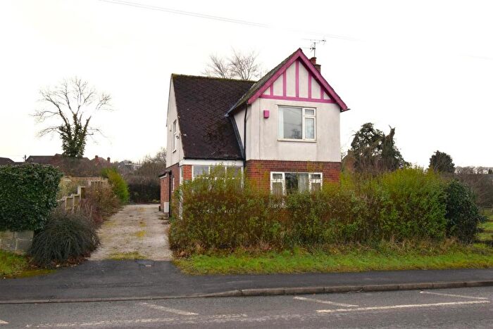 2 Bedroom Detached House For Sale In Ashbourne Road, Mackworth, Derby, DE22