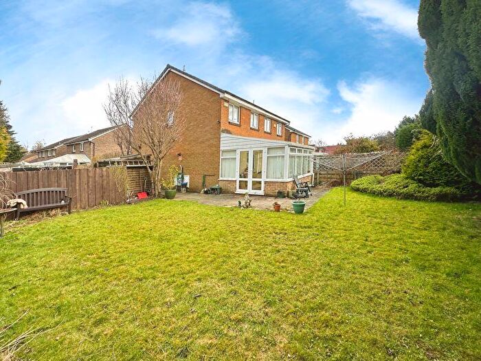 3 Bedroom Semi-Detached House For Sale In Lakeland Crescent, Bury, BL9