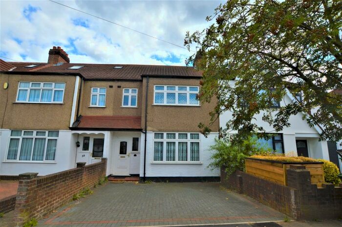 4 Bedroom Terraced House To Rent In Selworthy Road London, SE6
