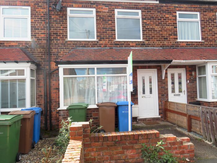 2 Bedroom House To Rent In Penshurst Avenue, Hessle, HU13