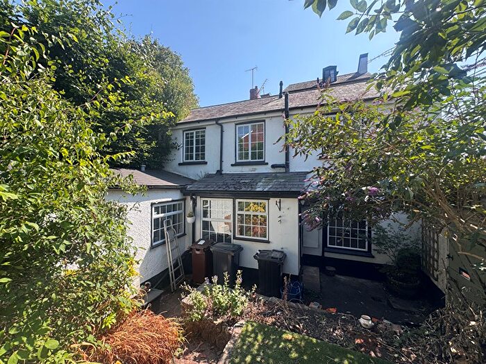 2 Bedroom End Of Terrace House For Sale In Bartows Causeway, Tiverton, EX16