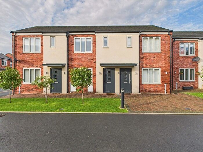 1 Bedroom Town House For Sale In Tudor Close, Market Drayton, Shropshire, TF9