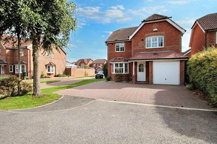 4 Bedroom Detached House For Sale In James Allchin Gardens, Kennington, TN24