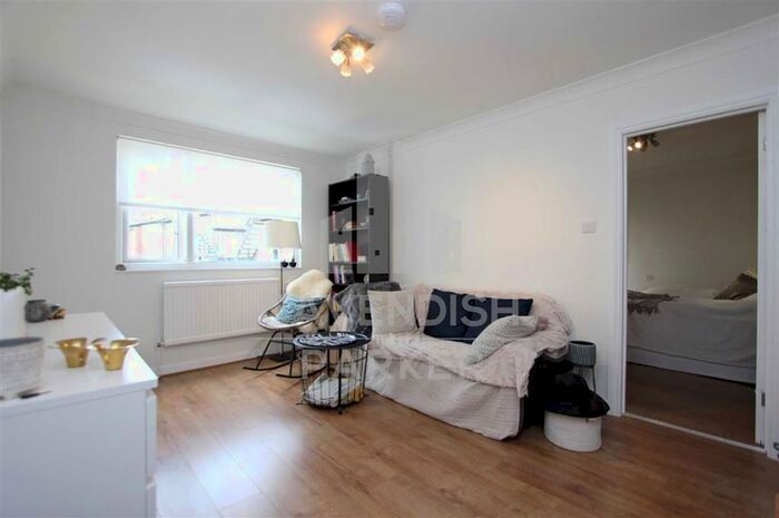 1 Bedroom Flat To Rent In Princes Avenue, Muswell Hill, London, N10