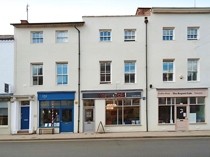 1 Bedroom House To Rent In Regent Street, CV32