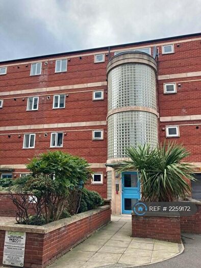 1 Bedroom Flat To Rent In Hermon Street, Nottingham, NG7