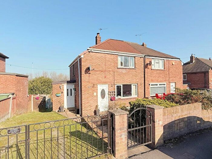 2 Bedroom Semi Detached House For Sale In Standale Avenue, Pudsey, LS28