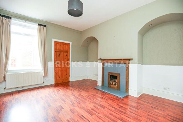 2 Bedroom Flat For Sale In Alnwick Street, Wallsend, North Tyneside, NE28