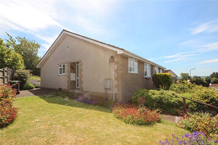 2 Bedroom Bungalow To Rent In Forest Road, Kingswood, Bristol, BS15