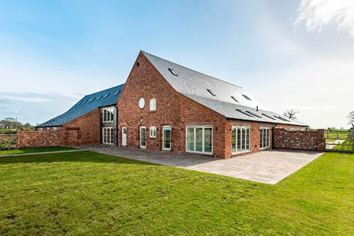 6 Bedroom Barn Conversion For Sale In Wrexham Road, CW6