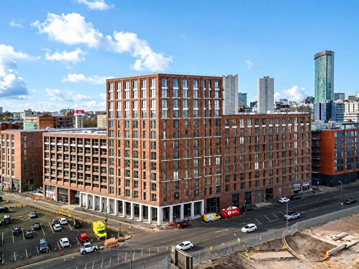2 Bedroom Flat For Sale In Hurst Street, Birmingham, B5