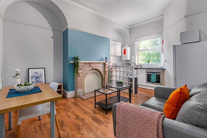 1 Bedroom Flat To Rent In St Johns Terrace, Leeds, LS3